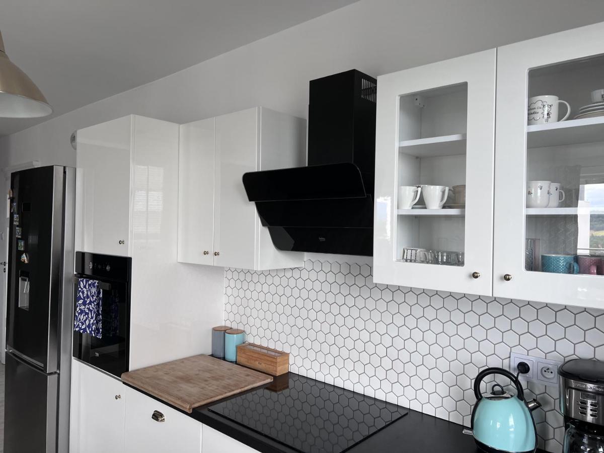 Apartament Z Tarasem Na Osiedlu Rakownica 옐레니아구라 외부 사진